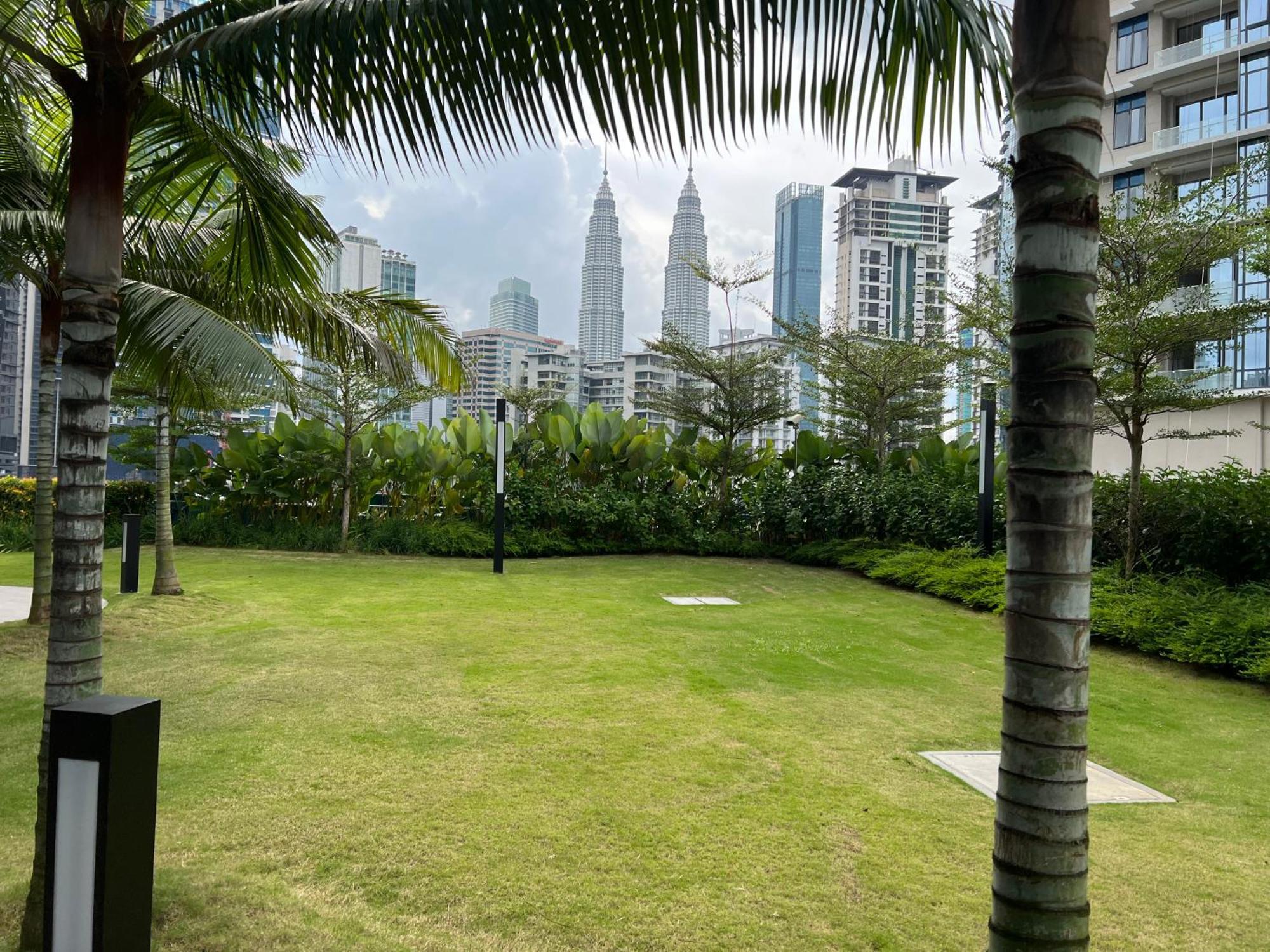 Eaton Residence Suites Klcc Kuala Lumpur Exterior photo